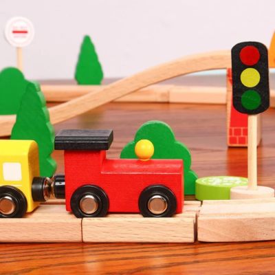 train-en-bois-circuit-voiture-bois-idee-cadeau