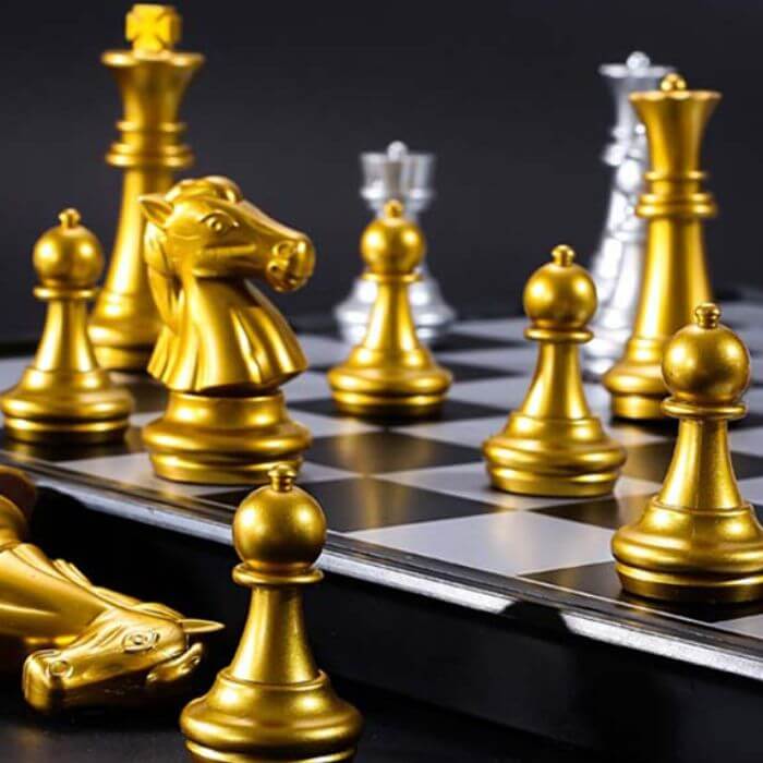 magnifique jeu d'échecs magnétique jeu de société adulte jeu d'echec en bois boutique l'enfant malin pour idée-cadeau