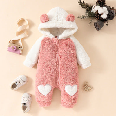 Barboteuse rose mignonne pour petite fille