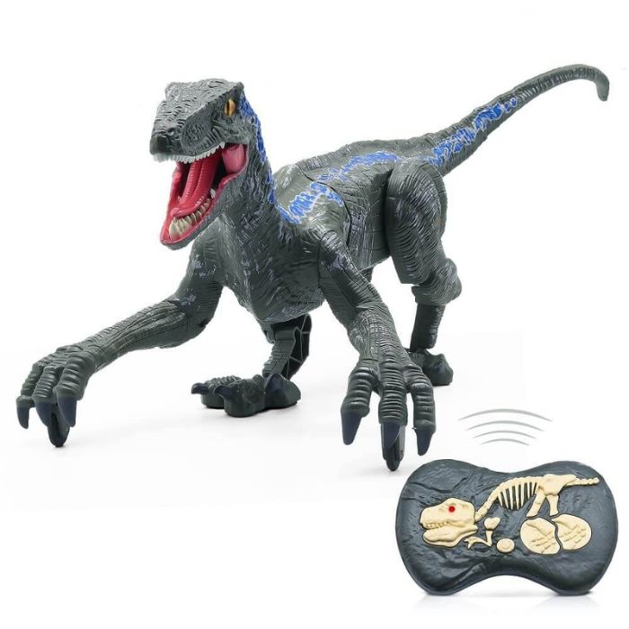 garçon de 4 ans qui joue avec son dinosaure jouet jouets dinosaures jouet dinosaure voiture dinosaure 