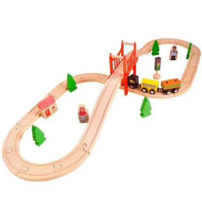 train-en-bois