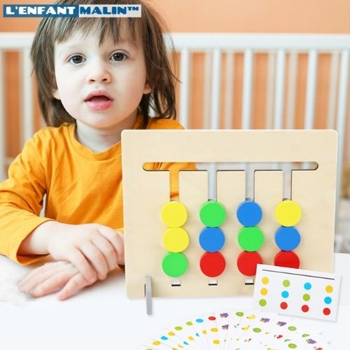 enfant qui joue au jeu de logique jeu de memoire jeux creatifs jeu éducatifs casse tete pour enfant casse tete en bois jeu éducatifs jouets ludique image enfant intelligent jeu de memoire enfant jeu éducatifs en bois casse tete enfant boutique enfant malin jouets ludique motricité cerveau developpement coordination oeil main famille parentalité jeux éducatifs halte garderie assistante maternelle espace de jeu aider les enfants a la concentration enfant de 3 ans enfant de 4 ans enfant de 5 ans
